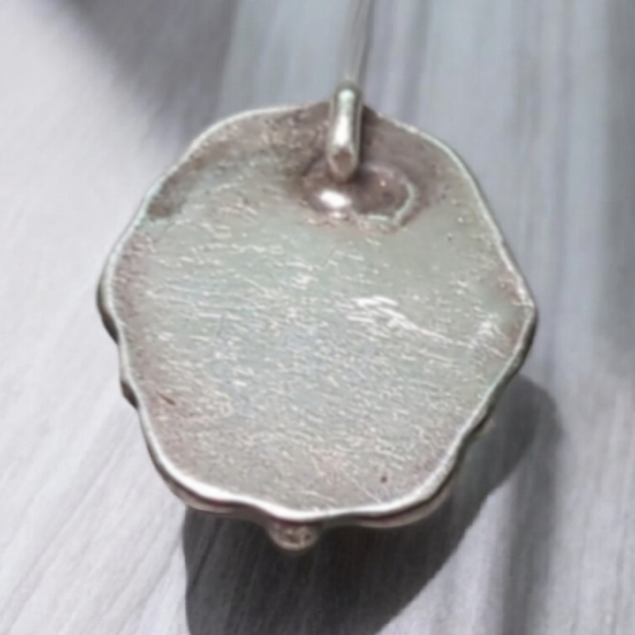 Vintage Green Cabochon Floral Pendant Silver Tone - Picture 4 of 4